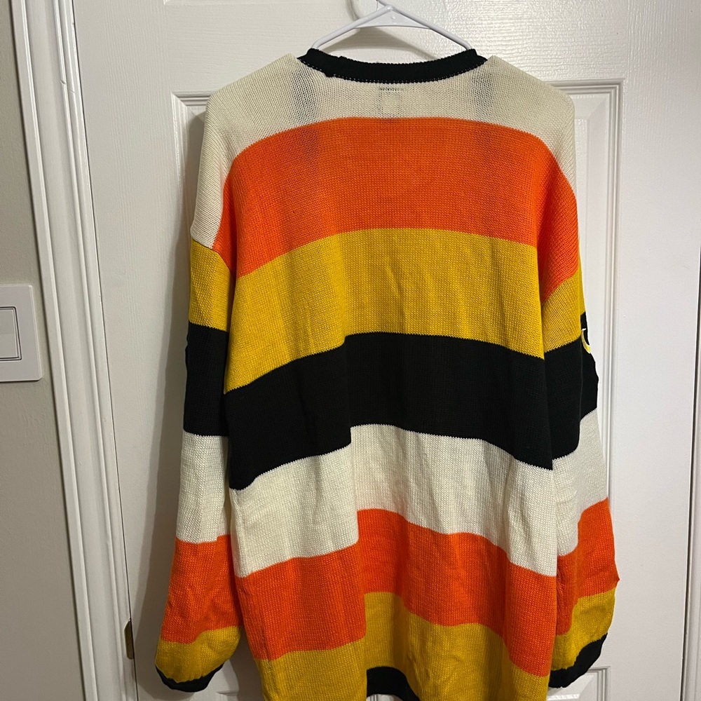 Her Universe Viral Disney Candy Corn Halloween Knit Cardigan - Picture 7 of 7